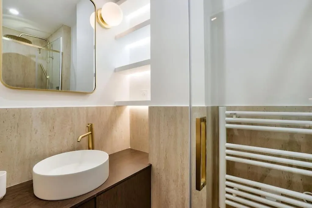 Apartment Sublime Duplex Avec Salle De Cinema Paris France