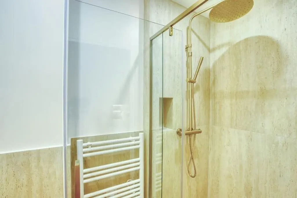Sublime Duplex Avec Salle De Cinema باريس شقة